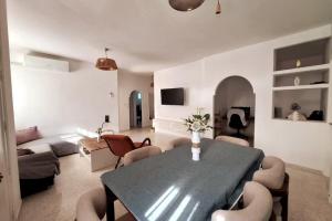 Χώρος καθιστικού στο Confort appartement à côté de stade tanger