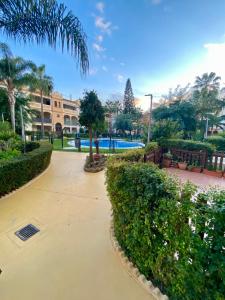 Swimmingpoolen hos eller tæt på Playa Ballena Apartment