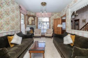 Et opholdsområde på 432 W, Colorado Ave, home