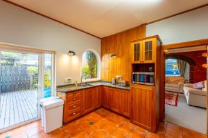 Nhà bếp/bếp nhỏ tại The Park on Wai-iti +58 ảnh