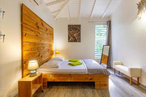 Giường trong phòng chung tại Villa Datura +17 ảnh