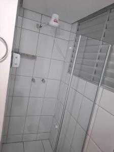 Et badeværelse på Águas da Serra com acesso ao rio e vista pra serra