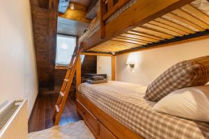 Кровать или кровати в номере M1 eraclau - Era Candèla con garage y WiFi en Vielha