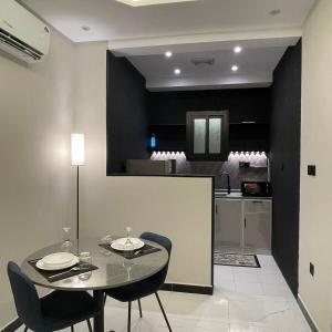 Η κουζίνα ή μικρή κουζίνα στο Lavender Amman Hotel