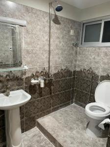 Et badeværelse på Behria phase 8 business district