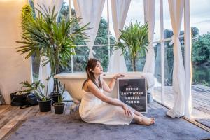 カンチャナブリにあるPurimantra River Kwaiのギャラリーの写真