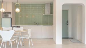 Kuchyň nebo kuchyňský kout v ubytování Gapyeong Rowa River view Pension