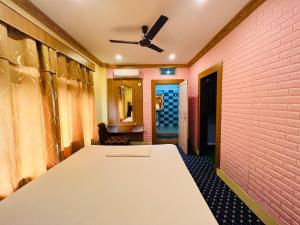 Fotografie z fotogalerie ubytování Hotel Swargalok v destinaci Pānigata