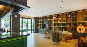 Гостиная зона в City Comfort Premier Hotel Wuhan Wangjiawan Hanyang Bus Station Metro Station