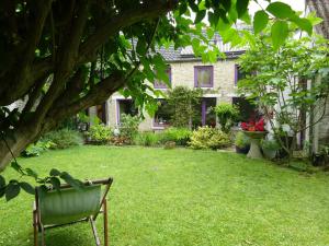 Zahrada ubytování Chambres d'hôtes Les Capucins