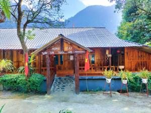Gallery image of Homestay Sin Suối Hồ in Chi Sang +7 photos