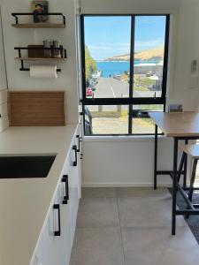 Kuchyň nebo kuchyňský kout v ubytování Beach view studio 337