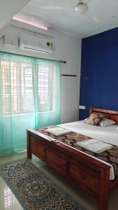 En eller flere senge i et værelse på The Stoked Stay Ride and Tide + 6 billeder