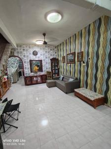 Posezení v ubytování MKF Homestay, Taman Mutiara