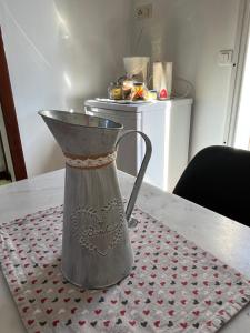 ブーライユにあるBourail take restの花瓶