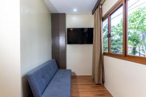 Μια τηλεόραση ή/και κέντρο ψυχαγωγίας στο Hollywood Hotel Palawan