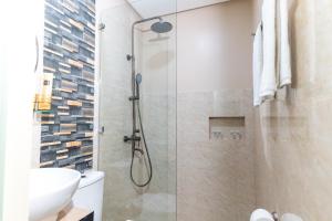 Ένα μπάνιο στο Hollywood Hotel Palawan +35 φωτογραφίες