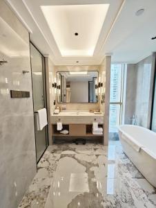 Koupelna v ubytování Sheraton Chongqing Hotel