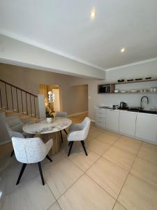 Køkken eller tekøkken på Little Nest