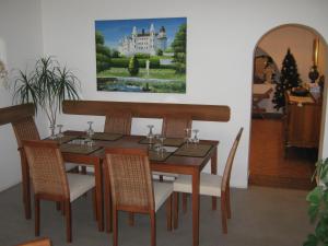 Χώρος καθιστικού στο Hotel Monteoru