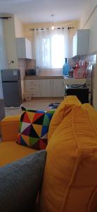 Kuchyň nebo kuchyňský kout v ubytování Havy Homes 2 Bedroom Apartment Bamburi