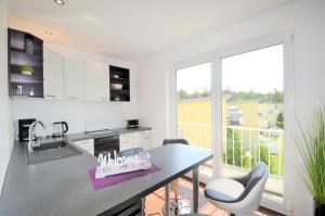 Billede fra billedgalleriet på Ferienwohnung Küstenwald i Gelbensande + 5 billeder