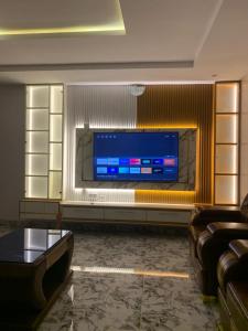 Imagem da galeria de Cee&Tee ABK BG 2 BRM flat 247 SOLAR Powered AC em Abeokuta