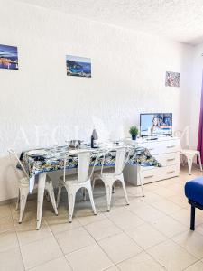 TV/trung tâm giải trí tại Pesciolino Rosso