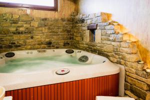 Fotografie z fotogalerie ubytování Hotel Boutique Barosse Spa & Sauna - Habitaciones Only Adults & Apartamentos Familiares v destinaci Jaca