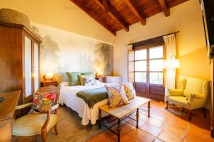 Postel nebo postele na pokoji v ubytování Hotel Boutique Barosse Spa & Sauna - Habitaciones Only Adults & Apartamentos Familiares