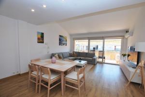 TV/trung tâm giải trí tại Big family home