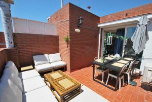 Khu vực ghế ngồi tại Big family home