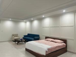 En eller flere senge i et værelse på F&G Homestay Vũ Yên