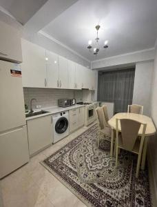 Køkken eller tekøkken på Osh apartment