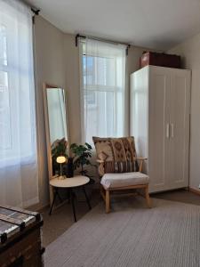 Posezení v ubytování Unique apartment in midtown