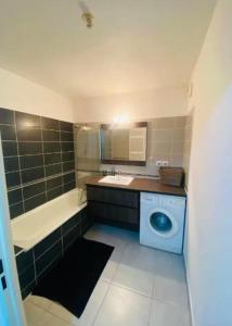 Nhà bếp/bếp nhỏ tại Super appartement avec piscine +7 ảnh