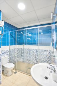 Et badeværelse på Apartamentos Venta Lanuza, El Campello