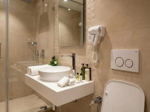 Koupelna v ubytování City Center Urban Artist