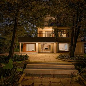 Το κτήριο όπου στεγάζεται  η παραθεριστική κατοικία