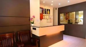 Kuchyň nebo kuchyňský kout v ubytování Hotel Sarina + 40 fotografií