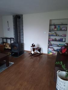 Biblioteket i feriehuset + 12 billeder