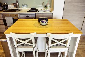 Kuchyň nebo kuchyňský kout v ubytování Contemporary Comfort