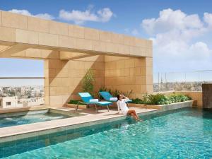 Bazén v ubytování Fairmont Amman nebo v jeho okolí