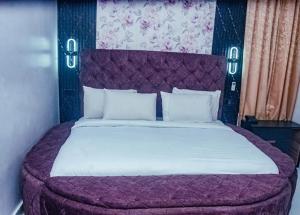 Imagem da galeria de Paradox Suites Hotel em Lekki