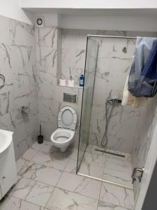 Koupelna v ubytování Bloc X4 Bulevardul Dem Radulescu