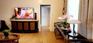 Posezení v ubytování Luxury farm stay with outdoor jacuzzi + 30 fotografií