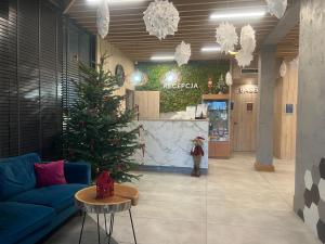 Kuchyň nebo kuchyňský kout v ubytování Apartament Niebieski Centrum Sarbinowo w budynku z restauracją