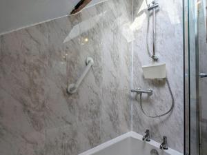 Ένα μπάνιο στο The Smithy +7 φωτογραφίες