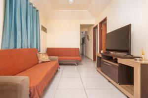 TV a/nebo společenská místnost v ubytování Búzios Casa 2 quartos Próxima a Praias Condução e Comércio
