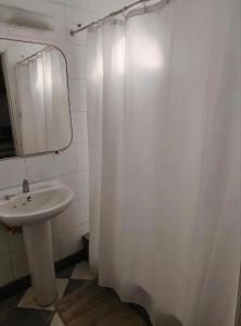 Koupelna v ubytování Despertá frente al mar! Loft con bajada privada! + 7 fotografií